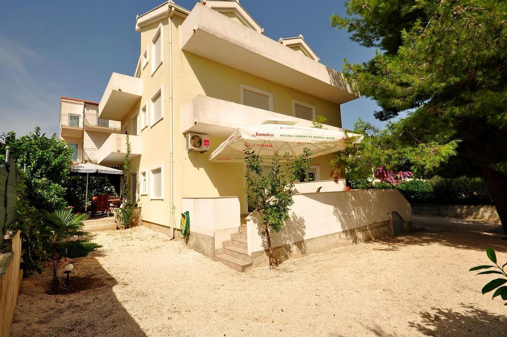 Apartments Blazenka Trogir Ngoại thất bức ảnh